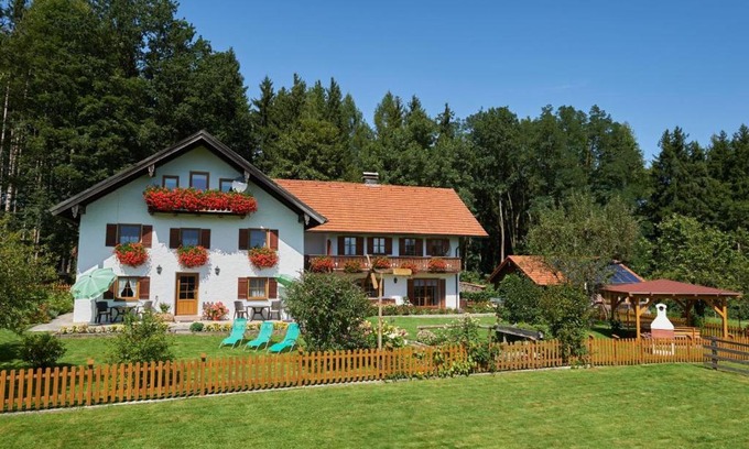 Ainring House | Gästehaus Bliem