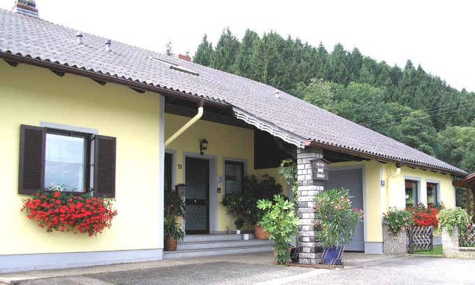 Grein Apartment | Gästehaus Lumesberger