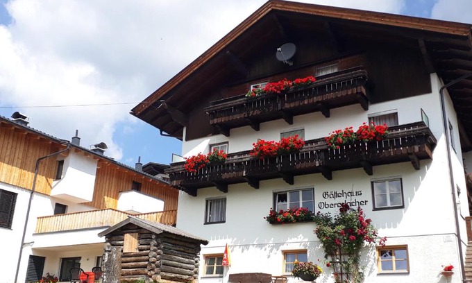 Obertilliach House | Gästehaus Obererlacher