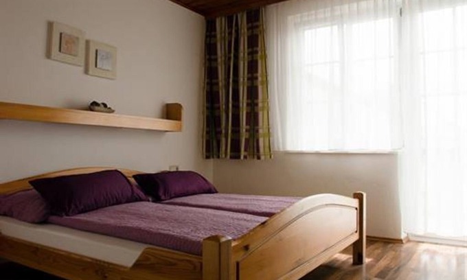 Podersdorf am See Bed & Breakfast | Gästehaus Ringbauer - Doppelzimmer mit Dusche, WC
