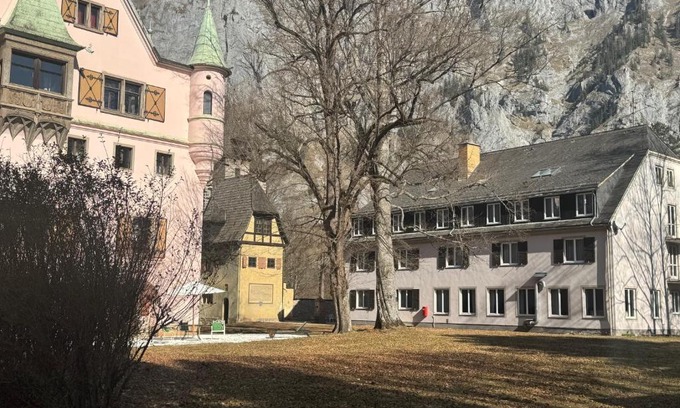 Eisenerz House | Gästehaus Schloss Leopoldstein
