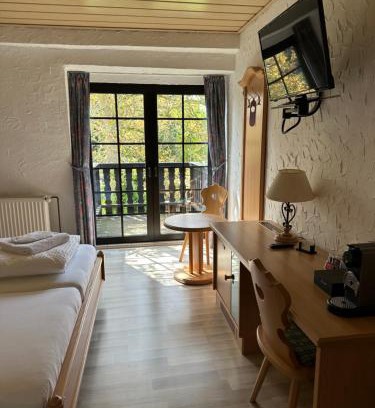 Toenisvorst Hotel | Gästehaus Tönisvorst