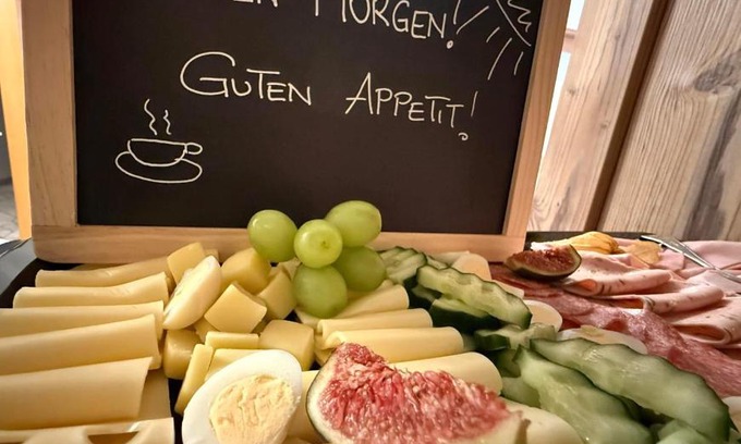 Teesdorf Bed & Breakfast | Gästezimmer Frühwirth