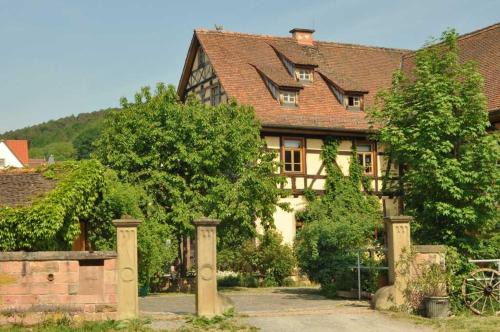 Breuberg Apartment | Gästezimmer - Fuhrhalterei Maul
