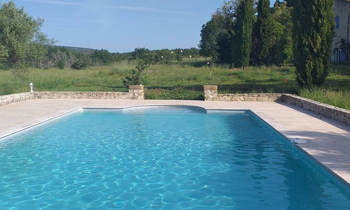 Saint-Michel-l'Observatoire House | Gîte Bien-être & Nature Avec Piscine