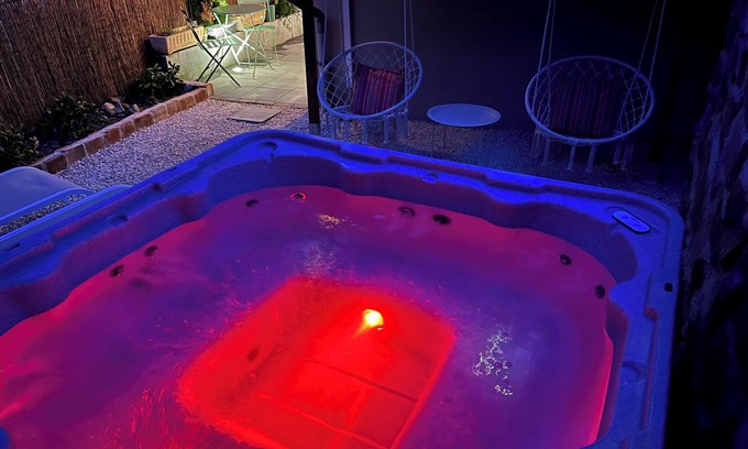 Lapoutroie House | Gîte 12 Personnes, Sauna, Billard, Baby-foot, Bain à Remous, Terrasse, Barbecue