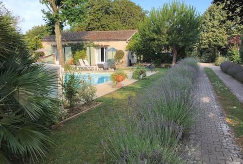Saint Vivien House | gîte 2 à 4 personnes (SPA, Sauna, piscine chauffée)