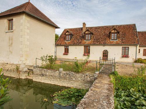 Chouzy-sur-Cisse House | Gîte 4 chambres avec piscine couverte et jardin proche des châteaux de la Loire - FR-1-491-370