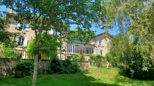 Hagecourt House | Gîte Artéa parc arboré 2,5 ha animaux acceptés 2 à 6 personnes 20mn des thermes de Vittel et Contrexéville