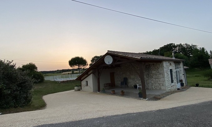 Villeneuve-de-Duras Cottage | Gîte au Calme Sans Vis-à-vis Avec Grande Piscine Privative