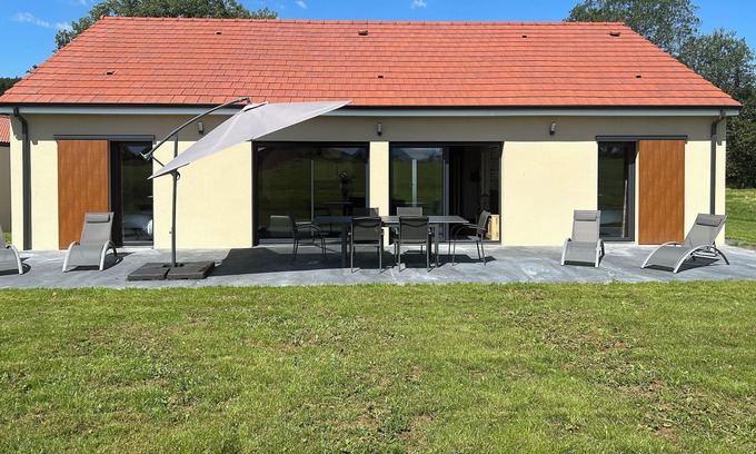 Saint-Pierre-le-Chastel House | Gîte au Pied du puy de Dôme
