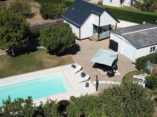 Courcelles-de-Touraine House | Gîte chalet-piscine "Belle-Etoile" Touraine Anjou