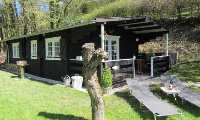 Corancy Ski Chalet | Gîte & Chambre d'hôte "Les Moulins au bord du lac" Morvan, France