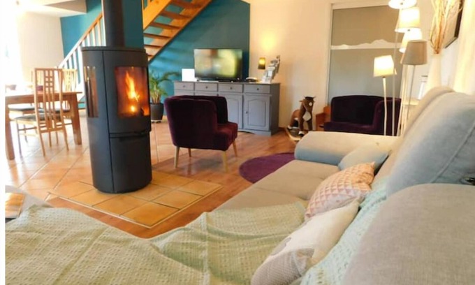 Nebouzat House | Gîte de Charme au Cœur des Volcans