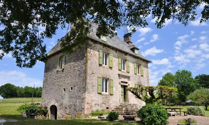 Saint-Cirgues-la-Loutre Villa | Gîte de France Laclefdeschamps 3 ears - Gîte de France 10 people