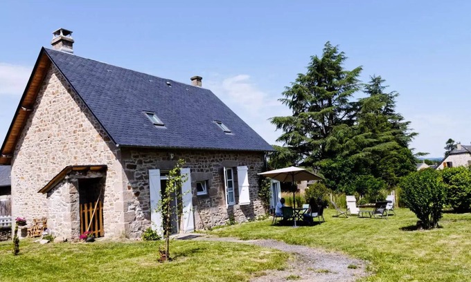 Saint-Yrieix-le-Dejalat Villa | Gîte de France Fanfou 3 ears - Gîte de France 4 people