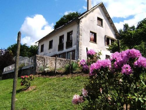 Saint-Hilaire-les-Courbes Apartment | Gîte de France Gîte communal 2 épis - Gîte de France 3 personnes MAE-9604