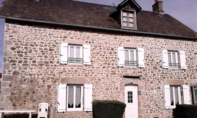 Couffy-sur-Sarsonne Villa | Gîte de France in Couffy-sur-Sarsonne 2 ears - Gîte de France 7 people