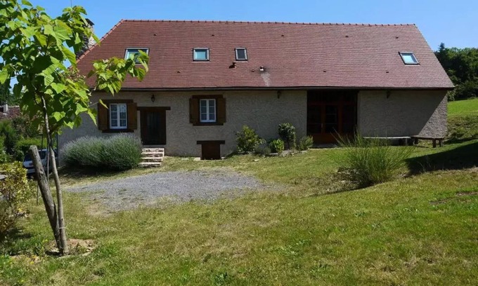 Saint-Martin-Sepert Villa | Gîte de France in Saint-Martin-Sepert 2 ears - Gîte de France 8 people