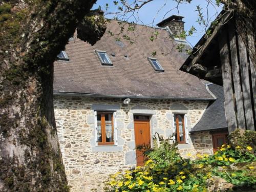Beyssenac Apartment | Gîte de France Gite de la genette 3 épis - Gîte de France 8 personnes MAE-0024