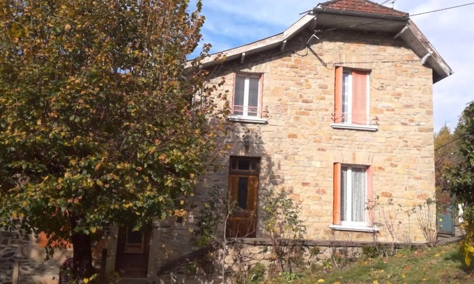 Bar Villa | Gîte de France in Bar (Correze) 3 ears - Gite de France 5 people