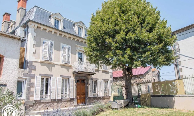 Montaigut-le-Blanc House | Gîte de Reignat - Montaigut LE Blanc