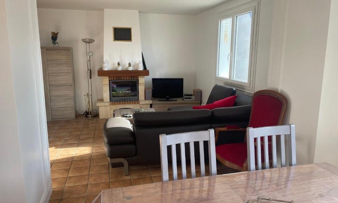 Moutier-Rozeille House | Gîte des Buis