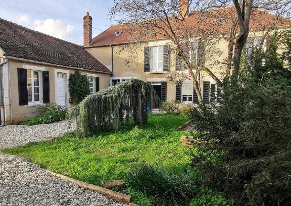 Beaumont House | Gîte des Frangines