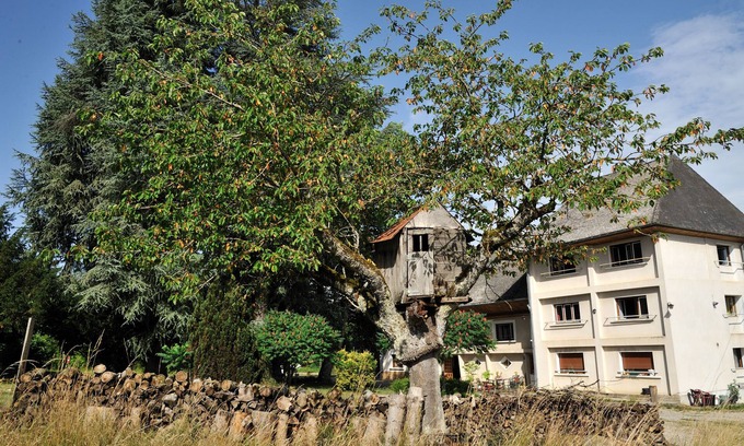 Saint Didier de la Tour Cottage | Gîte du Verger - La Serve de Veyssin, au Bord de L'étang