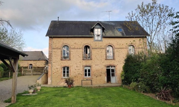Laigne House | Gîte du Meunier - 6/8 Places