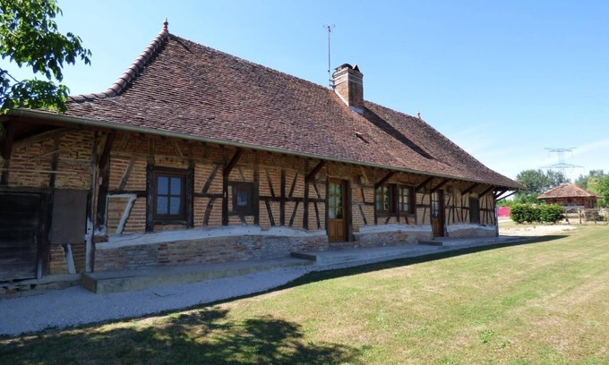 Saint Usuge House | Gîte du Pont des Varnay