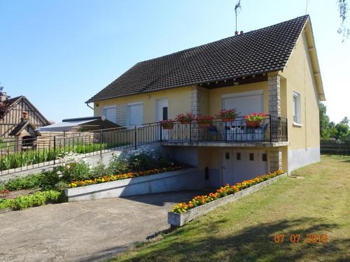 Dhuizon House | Gîte familial en Sologne : jardin, équipements enfants, vélos, proche Châteaux de la Loire - FR-1-491-348