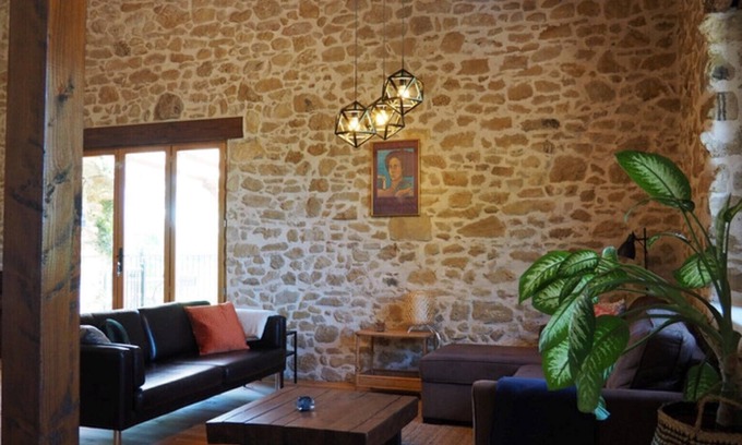 Lapenne Apartment | Gîte Figuier | Domaine du Cammazet | Gîtes & Lodges | Pool | Comfort | Nature