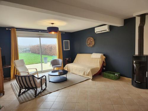 Villeneuve-sous-Dammartin House | Gîte groupe CDG, Villepinte