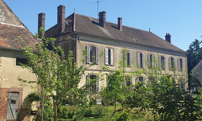 Neuilly Other | Gîte in a large farmhouse