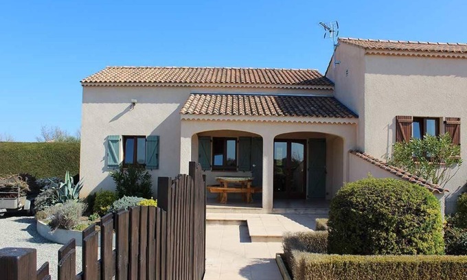 Montagnac-Montpezat House | Gîte l'Amandier