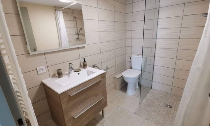 Bressuire Apartment | Gîte La Belle Hélène