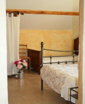 Saint-Antoine-l'Abbaye Bed & Breakfast | Gîte La Grange Du Haut