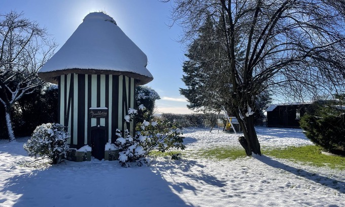 Tancarville House | Gîte la Paillotte 12 pers