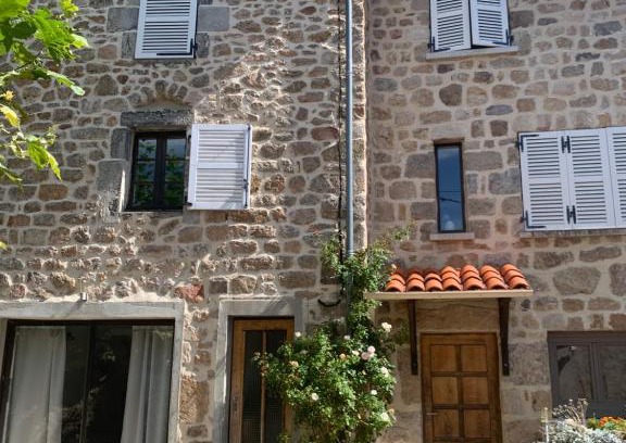 Lamastre Apartment | Gîte Le doux Valoan