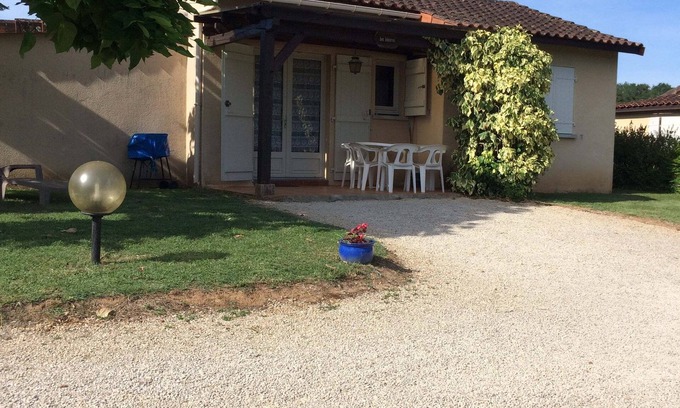 Thonac Cottage | Gîte Le Lierre en Périgord Noir Dans Village Familial de 6 Gîtes Près de Lascaux