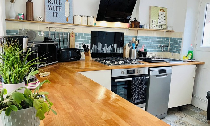 Bussiere-Dunoise House | Gîte LVB Lovely 2-bedroom village home in Bussière-DunoisenSleeps 4