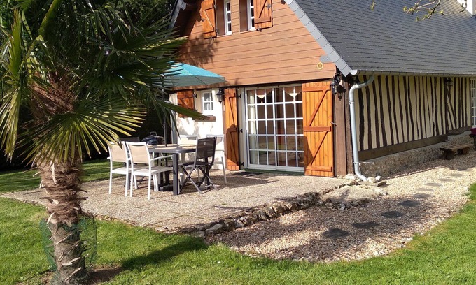 Manneville-la-Raoult Cottage | Gîte near Honfleur "Le clos normand