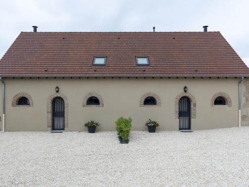 Chapeau House | Gîte rénové avec terrasse, poêle à bois et Wifi à Chapeau - FR-1-489-79