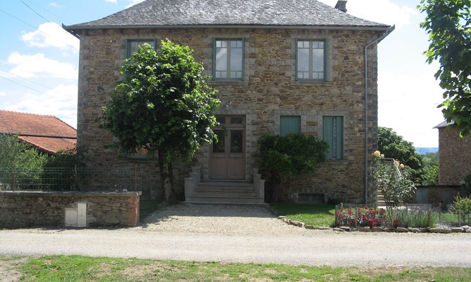 Livinhac-le-Haut House | Gîte Rural "La Maison D'artigues"