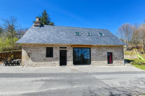 Peret-Bel-Air House | Gîte Theillac - Maison au calme avec beau jardin