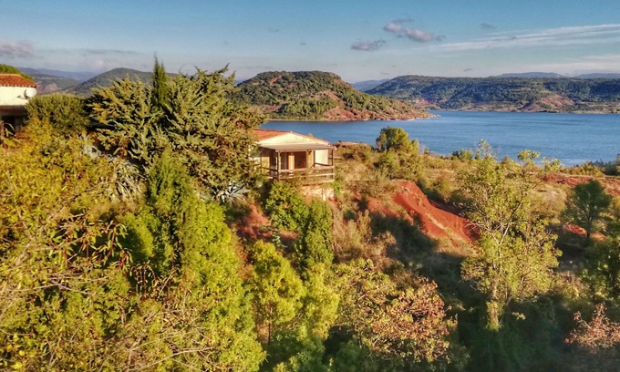 Liausson Apartment | Gîte "tilo" Dans Propriété Face au Lac du Salagou