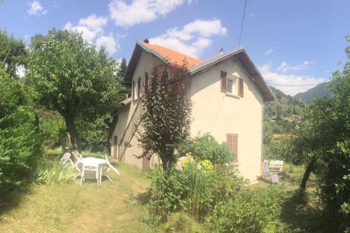 Saint-Martin-Vesubie Apartment | Gîte Villa Lips