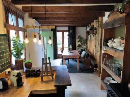 Tulette Apartment | Gîtes à la ferme, Le Jardin Bleu
