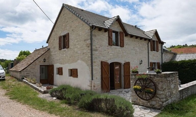 Chanac House | Gîtes de France 6 people in Laumède
